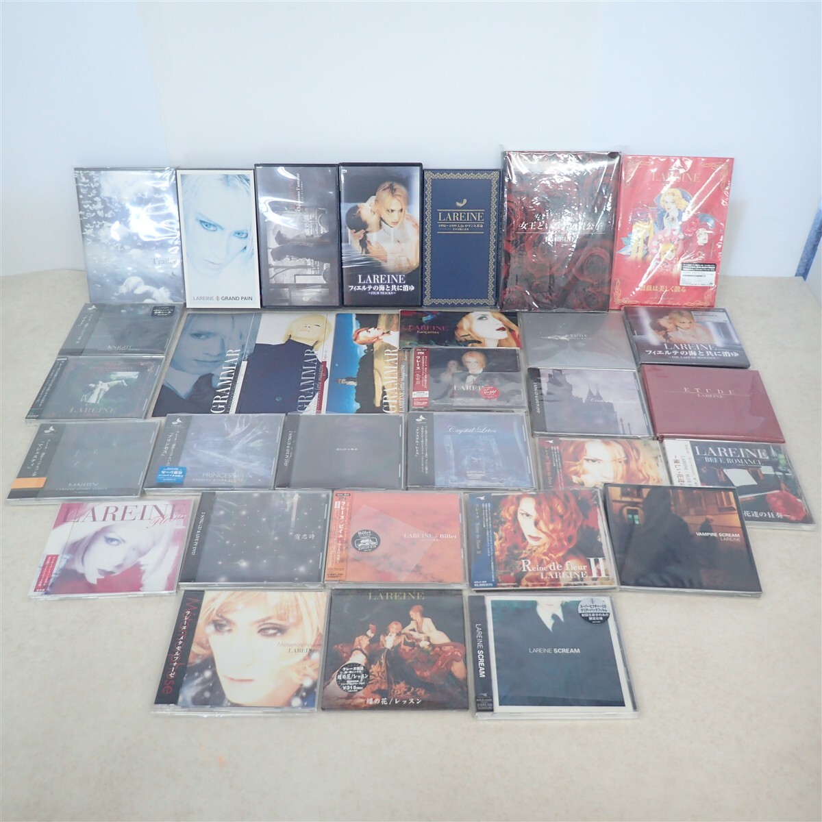 LAREINE ラレーヌ 切り抜き 60P ① ☆ページ欠けなし！KAMIJO ☆説明欄