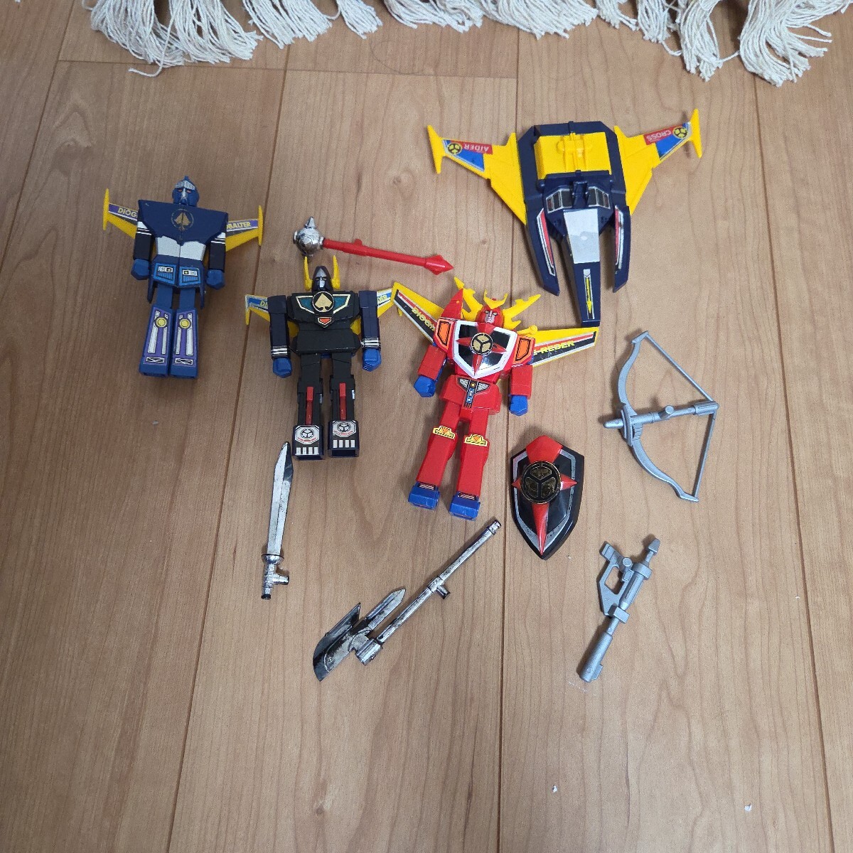 中古】超合金 最強ロボ ダイオージャ 6連合体 DXクロスエイダー