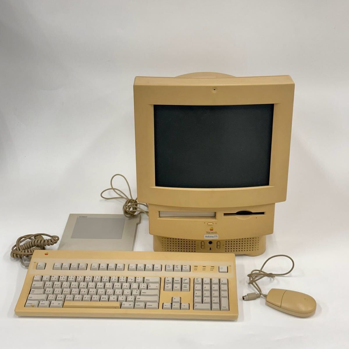 傷や汚れあり】ジャンク Apple マッキントッシュ Macintosh Performa