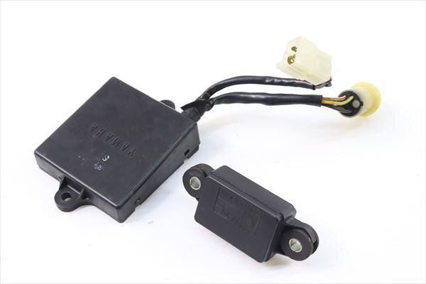 中古】廃盤 TRUST トラスト 機械式 ブーストコントローラー T.V.V.C