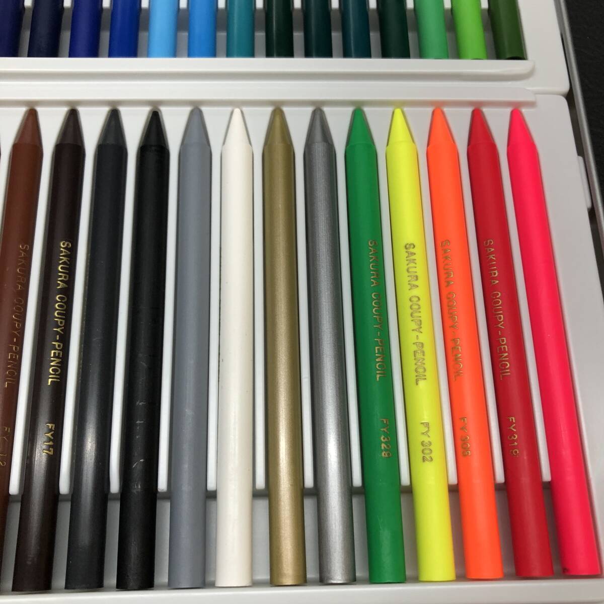 新品】未使用! サクラ クーピーペンシル 創立90周年記念限定セット 90