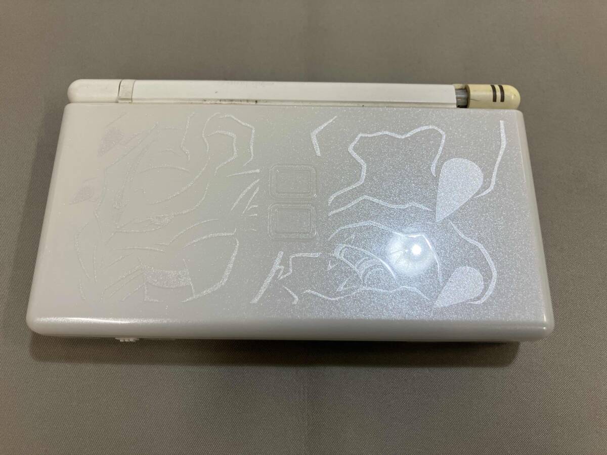 ニンテンドーDS Lite ポケモンだいすきクラブ ピカチュウだいすき
