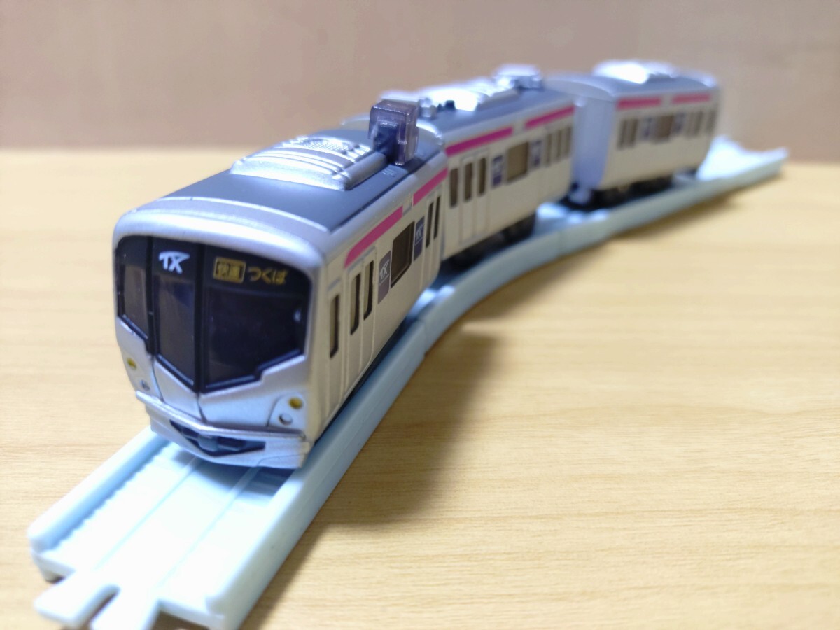 マイクロエース 首都圏新都市交通（つくばエクスプレス） TX-2000系