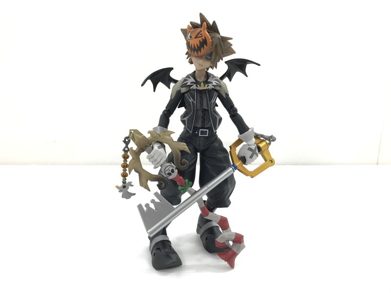 新品】プレイアーツ改 キングダムハーツ2 ロクサス -13機関verの落札