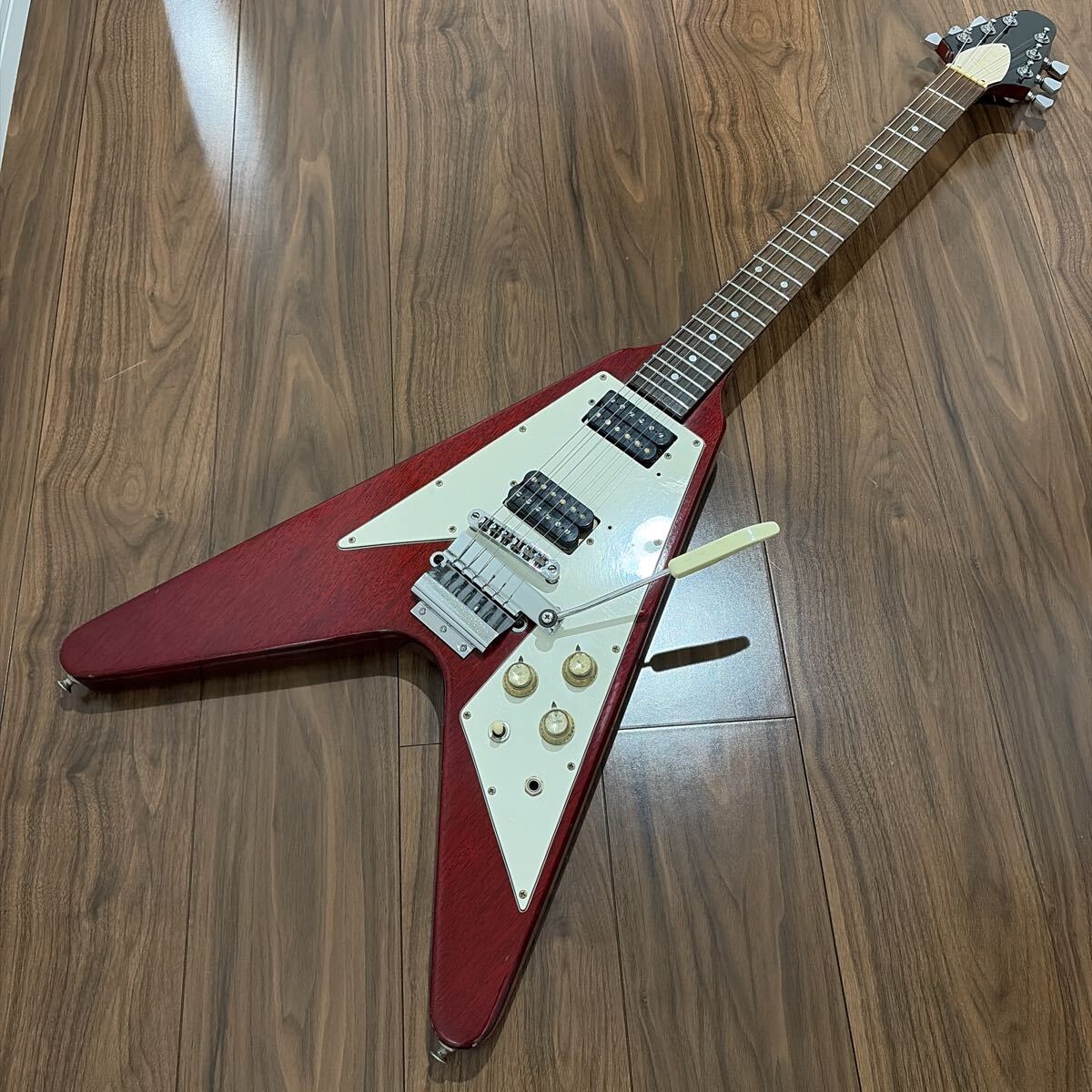 70年代 貴重な Japan Vintage Guyatone LG-23 ストラト タイプ レトロ