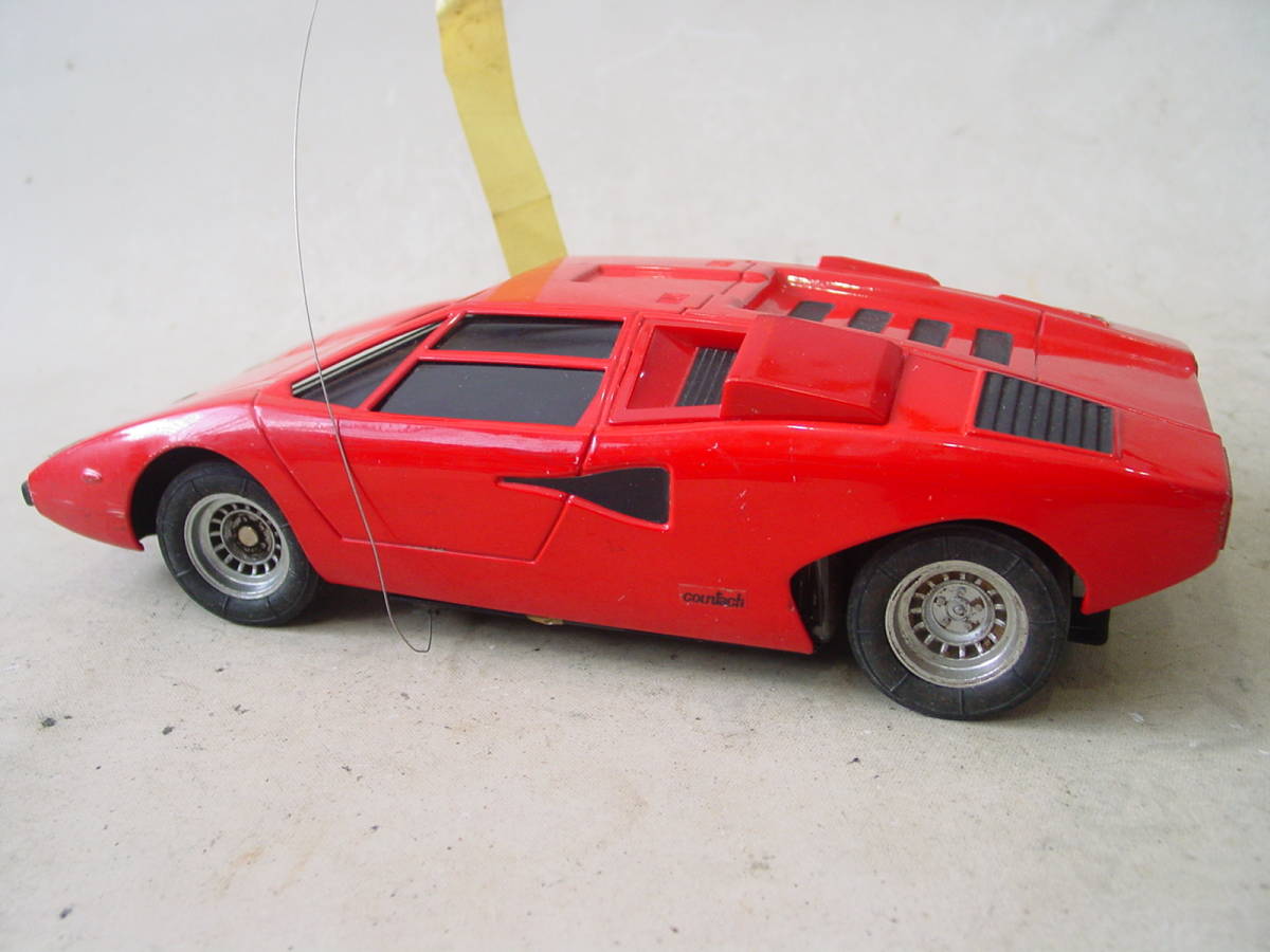 ワグナー 1/12ランボルギーニカウンタック LP400金属製ラジコン未使用 ワグナー 1/12 カウンタックLP400 ラジコン 金属製 - メルカリ
