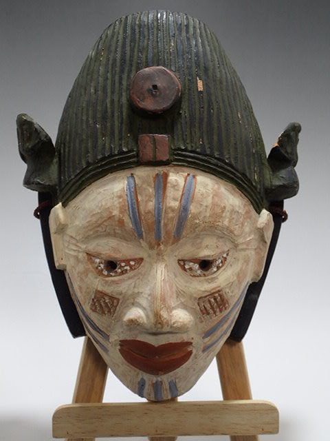 アフリカ 木彫 マスク 仮面 プリミティブアート アンティーク民藝 骨董