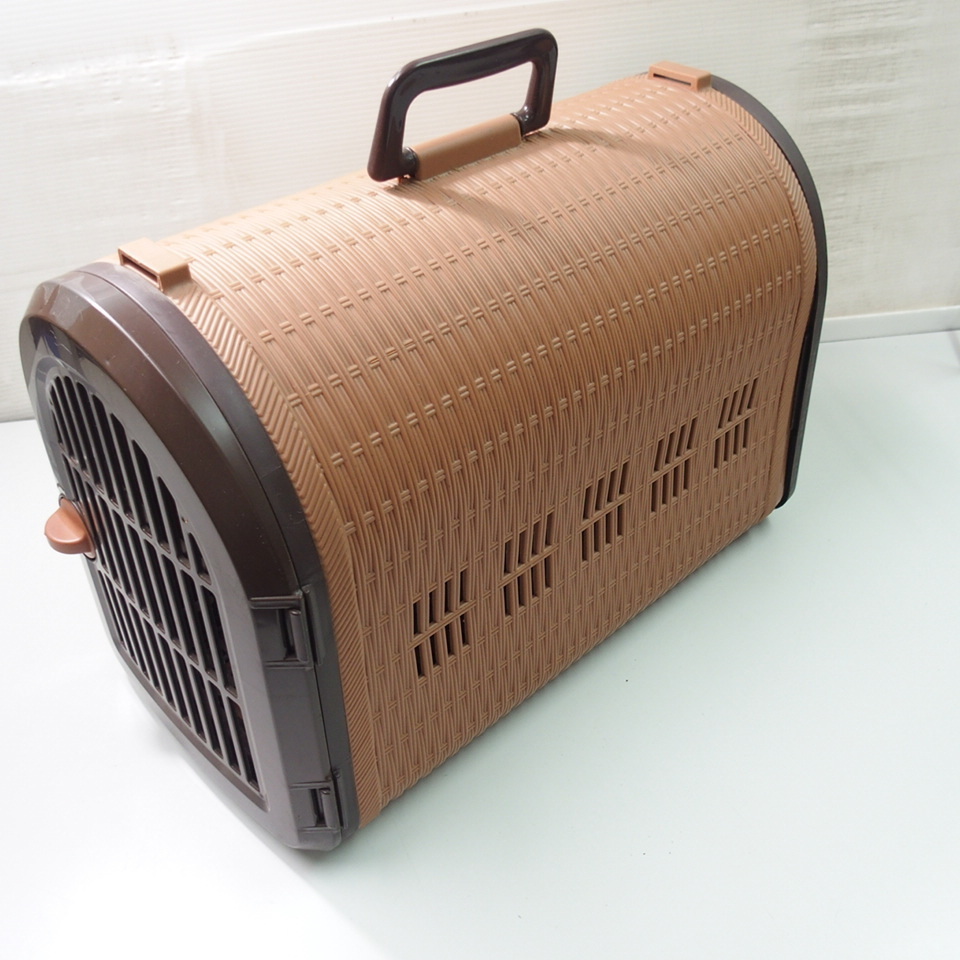 アイリスオーヤマ バスケットキャリー ペットケース Bl 460 犬 ネコ 移動用 M002 の落札情報詳細 ヤフオク落札価格情報 オークフリー スマートフォン版