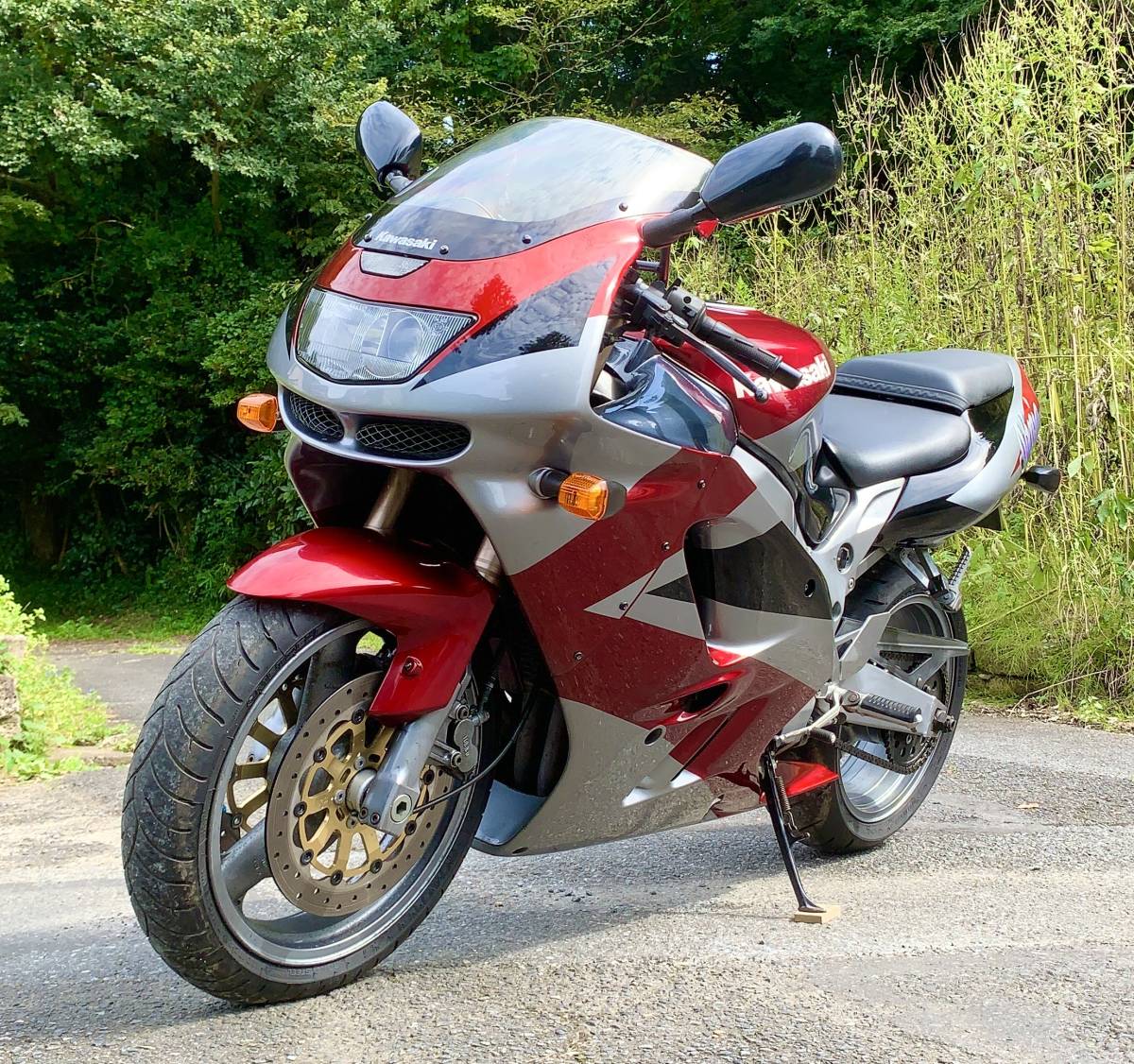 にゃーご カワサキ ニンジャ ZX9R 逆車 車検付き