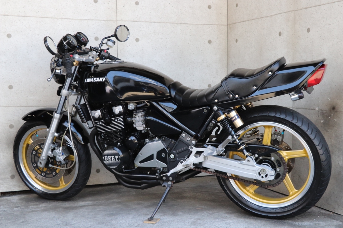 横浜～ Kawasaki ゼファー400 最終型C7 旧車ブラック カスタム 車検付
