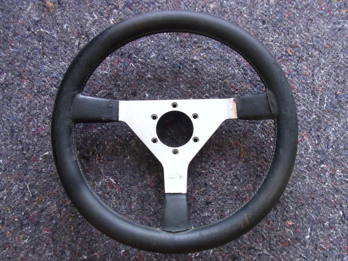 old momo steering wheel Niki Lauda 35Φ モモ ニキ ラウダ