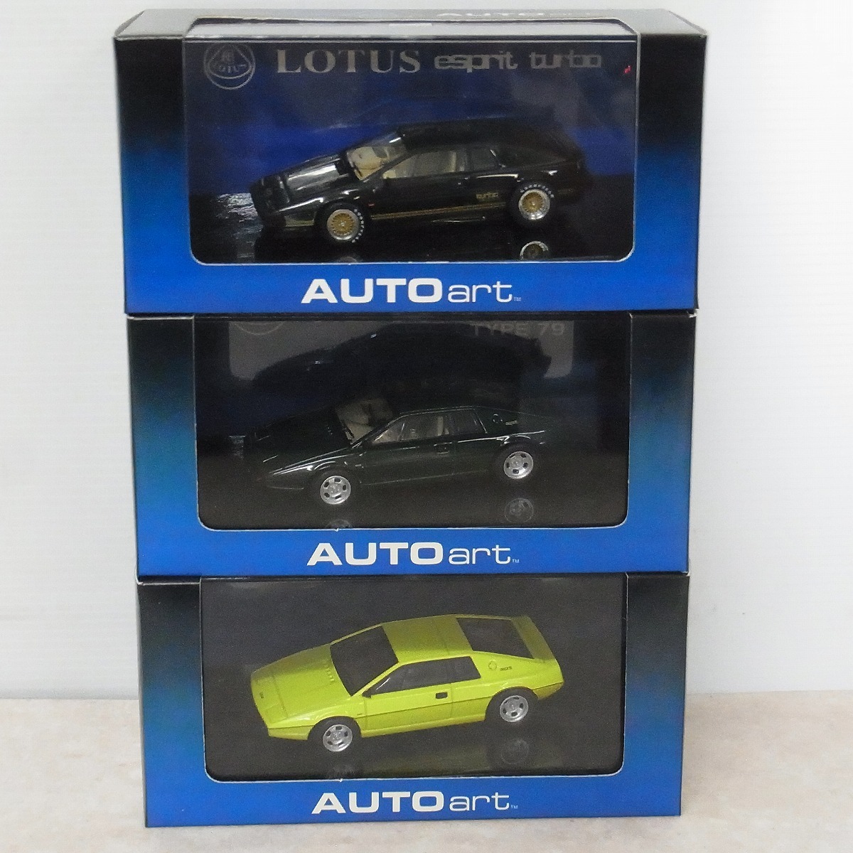 絶版未展示品 オートアート 1/43 ロータス ターボ エスプリット