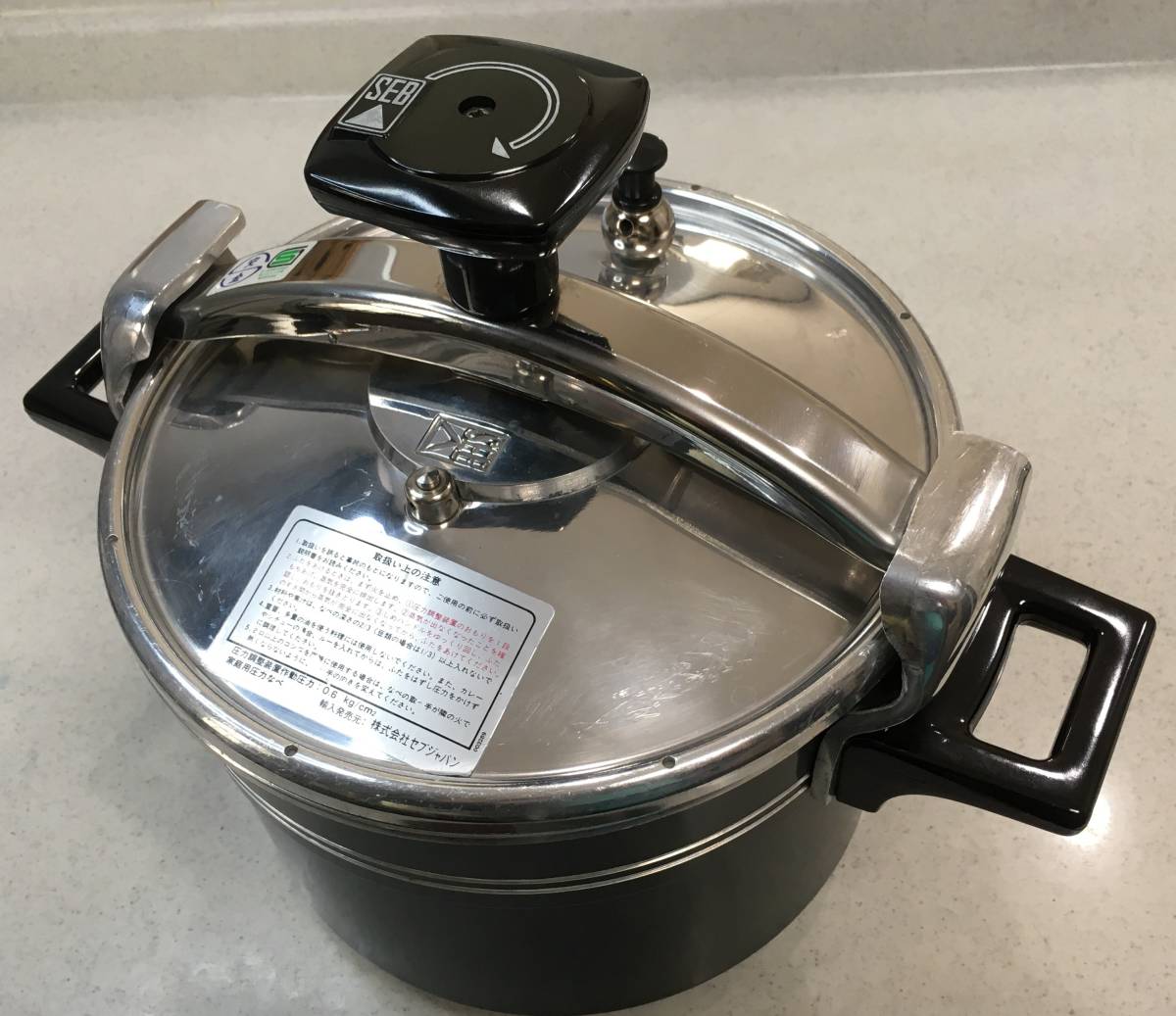 【未使用品】SEBセブ フランス製圧力鍋 6L ONYX Yahoo!オークション - SEB セブ 両手 圧力鍋 アルミ 容量6L 寸法