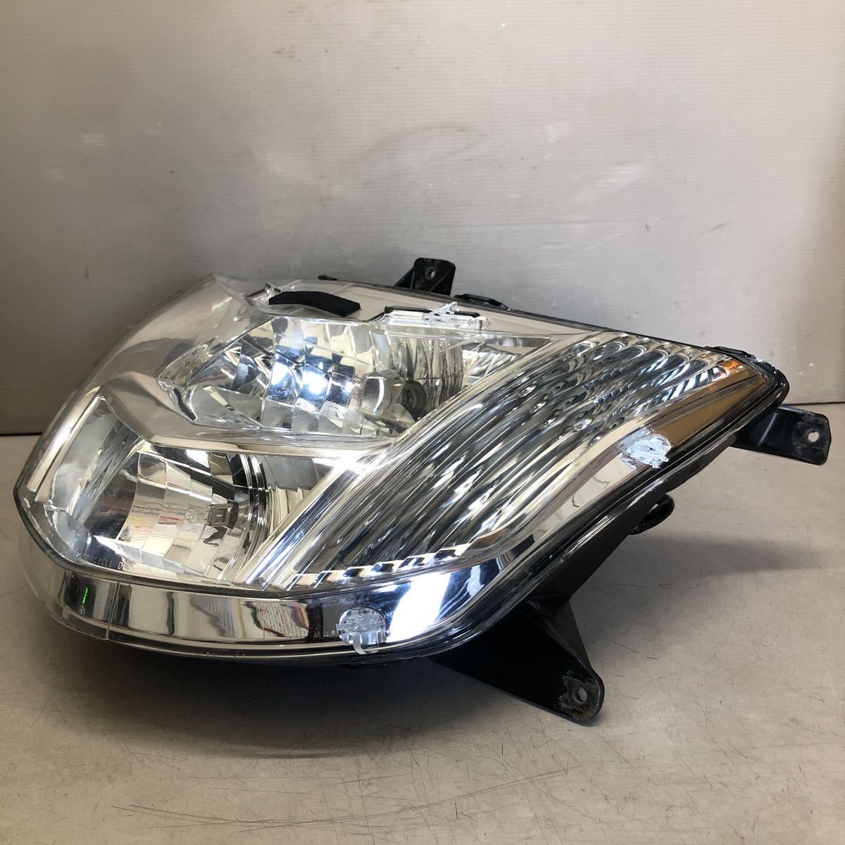 マグザム LED ヘッドライト 傷あり マグザム ヘッドライト・テールライト