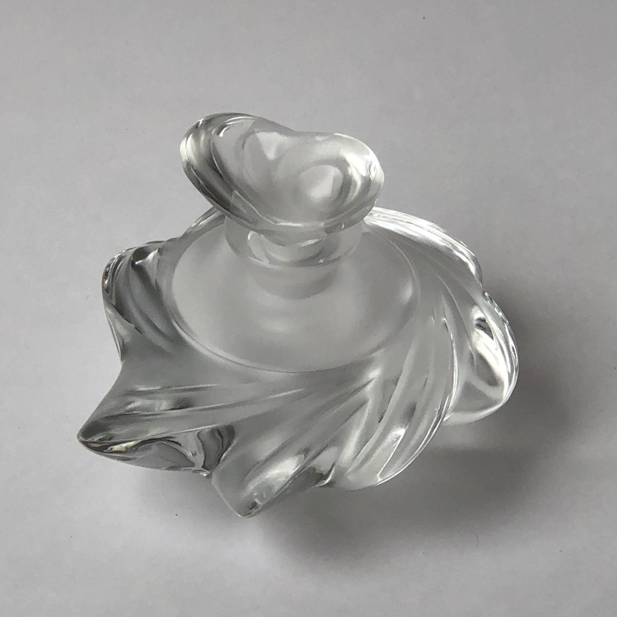 LALIQUE - ラリックのサモア香水瓶 LALIQUE - ラリックのサモア香水瓶 ラリック サモア 香水瓶
