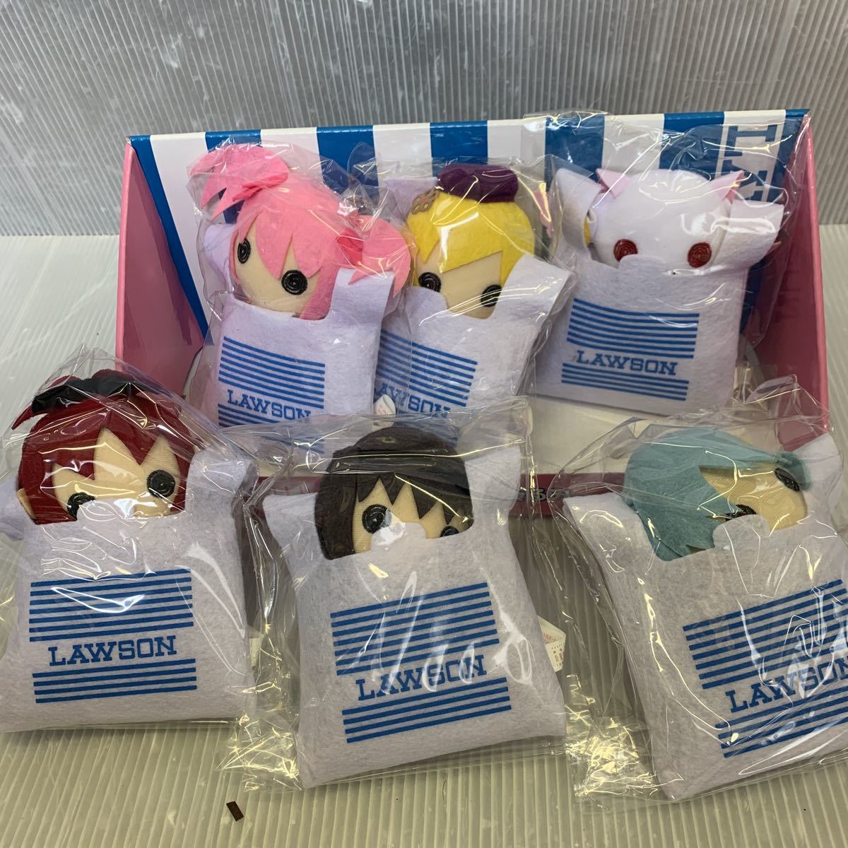 新品】a644 まどかマギカ まどマギ ミニミニぬいぐるみ ローソン 6点