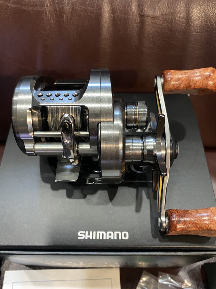 新品】新品未使用♪ 銘木ノブ シマノ カルカッタコンクエストBFS HG