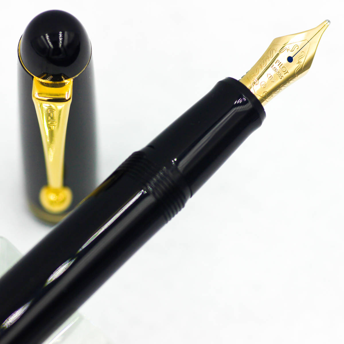 パイロット カスタム67 Ｂ 太字 中古)PILOT パイロット 万年筆 カスタム67 ブラック 太字（商品