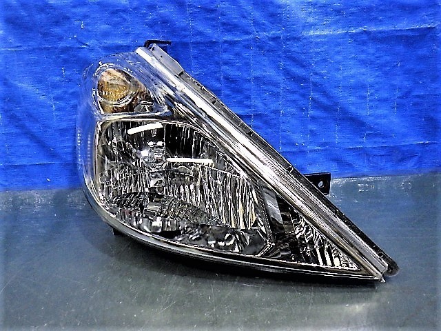 中古】プレサージュ U31 後期 ハイウェイスター 純正 リアスポイラー