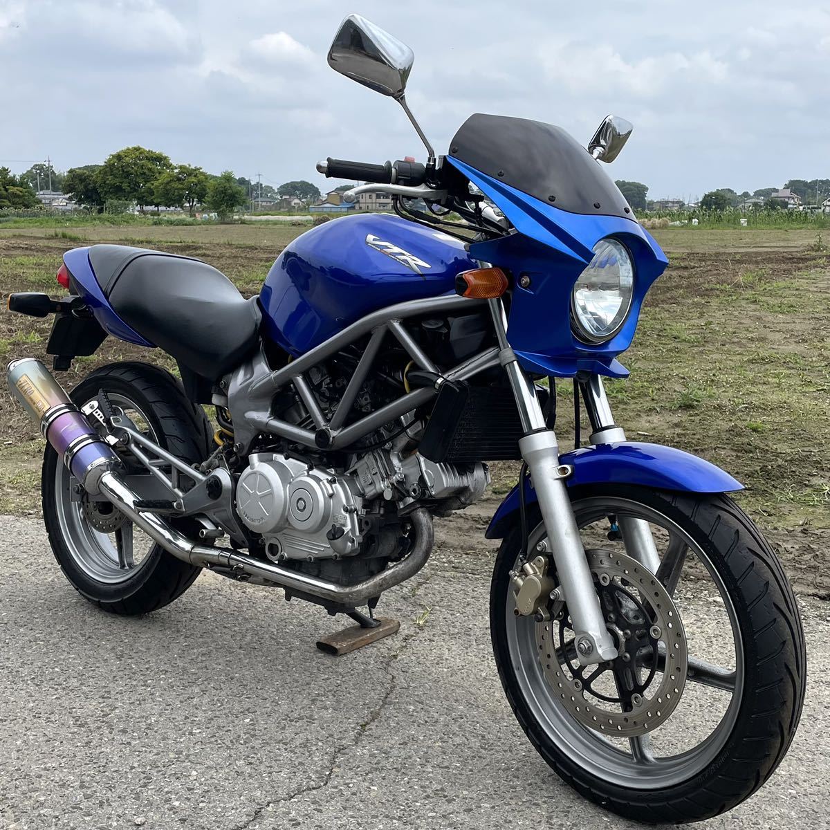 バンディット250VはZX-25Rよりも精緻なメカを誇るシリーズの集大成