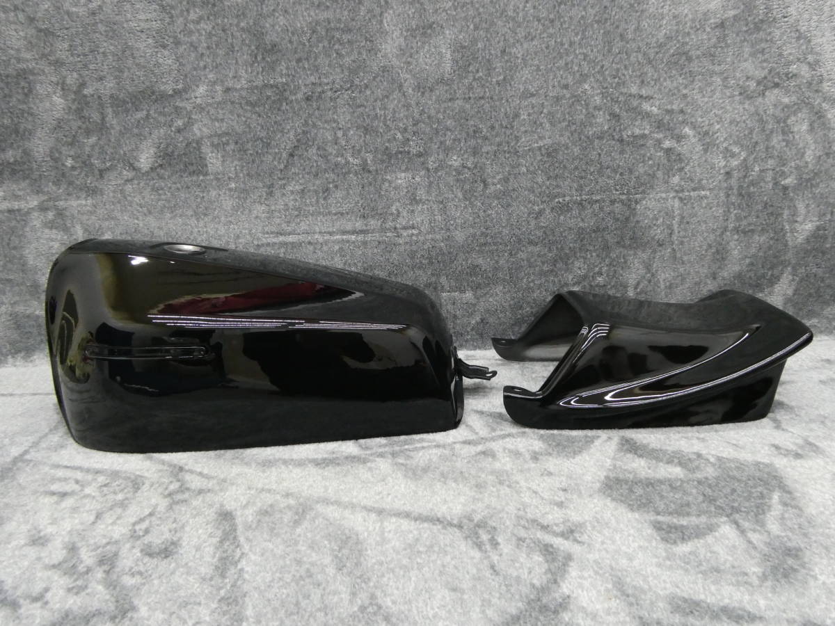 ☆Z400FX用ハネタイプテールカウル新品