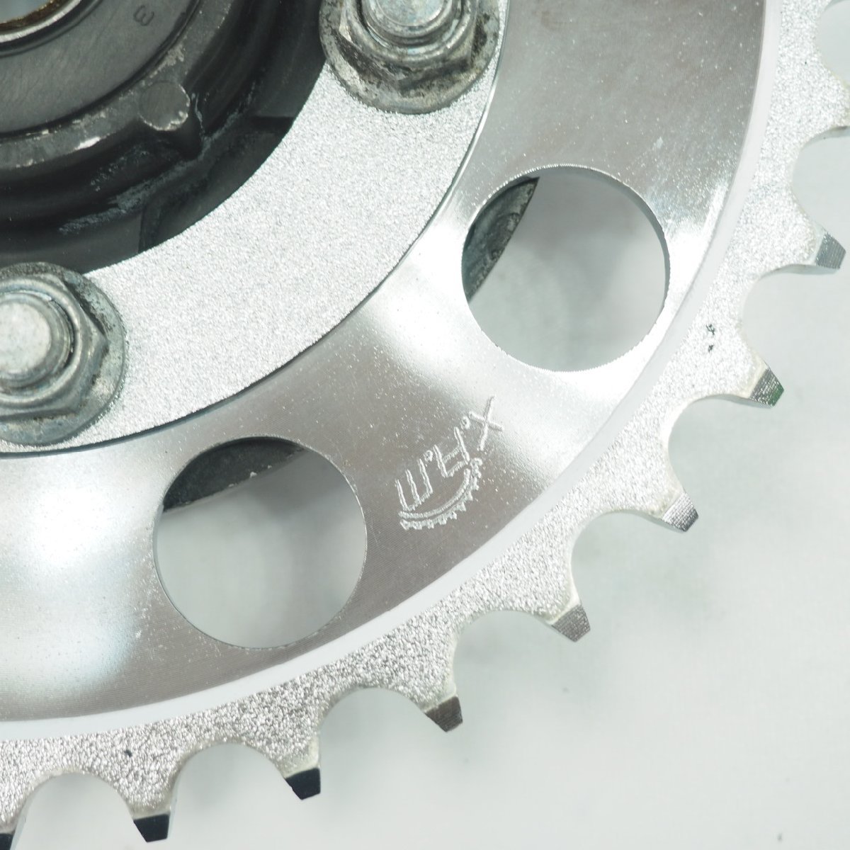 傷や汚れありTZR250R 3XV 純正 リアホイールハブ XAMスプロケット 93