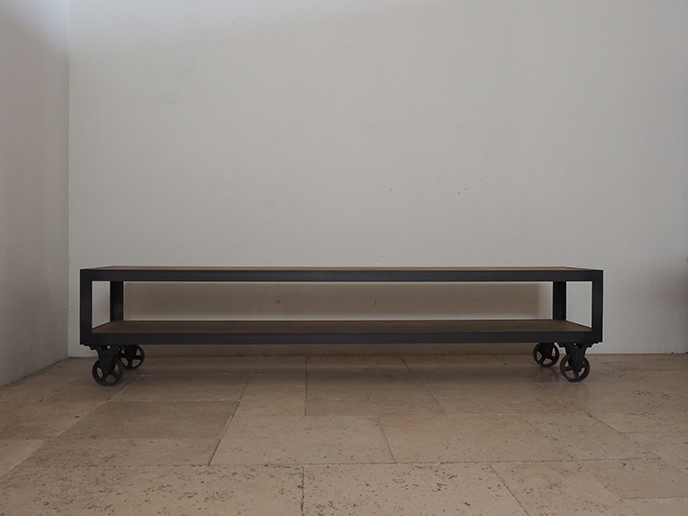 アイアンフレーム 無垢材 木製ローテーブル 鉄製北欧レトロ