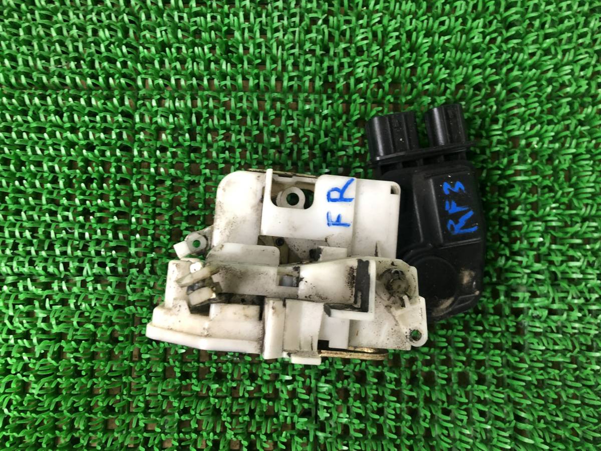 ステップワゴン RF3 RF5 RF7 フロント右 ドアロックアクチュエーター ドアロックソレノイド 　運手席側 ステップワゴン RF3 RF5 RF7 フロント右 ドアロックアクチュエーター