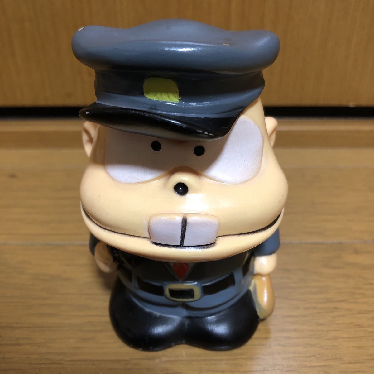 傷や汚れあり】天才バカボン 警察 本官さん 貯金箱 フィギュア ソフビ