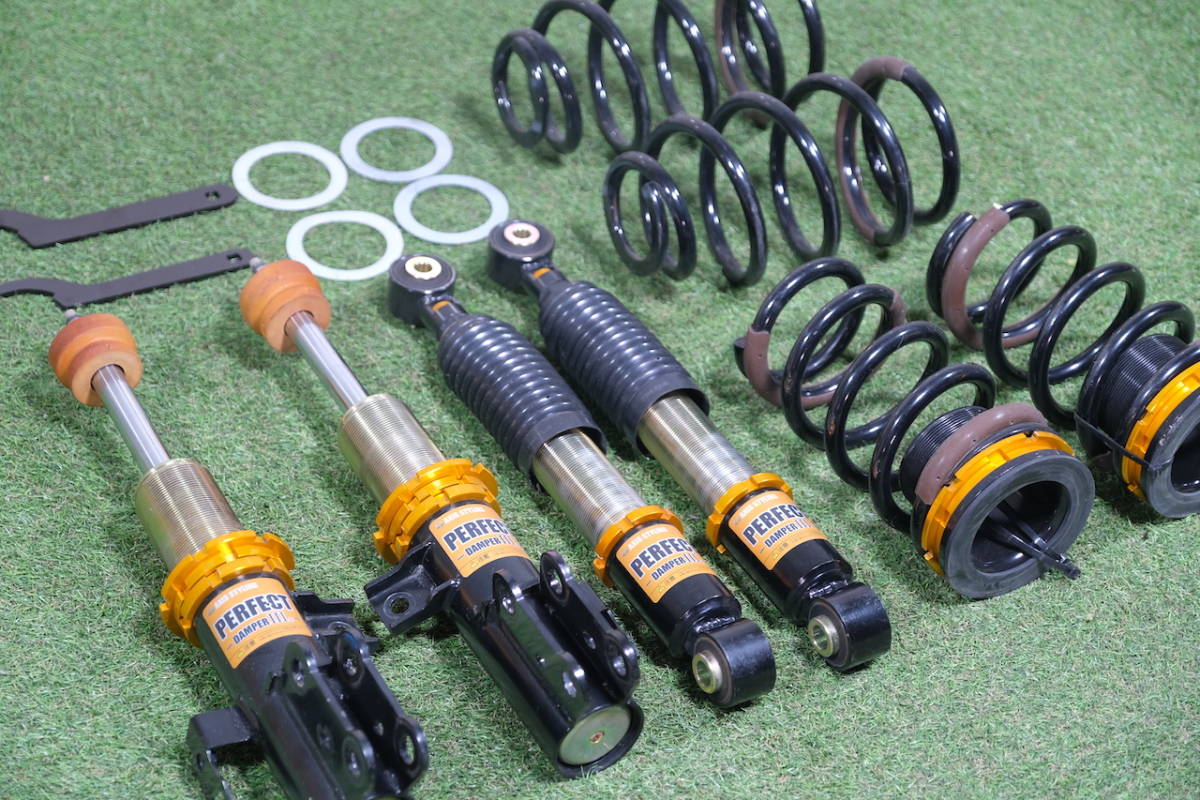 PERFECT ダンパー III 30アルファード サスペンションキット 目立った