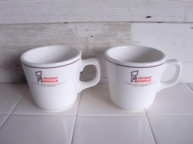 未使用に近い】mister Donut◇ミスタードーナツ 素敵なマグカップ2客 