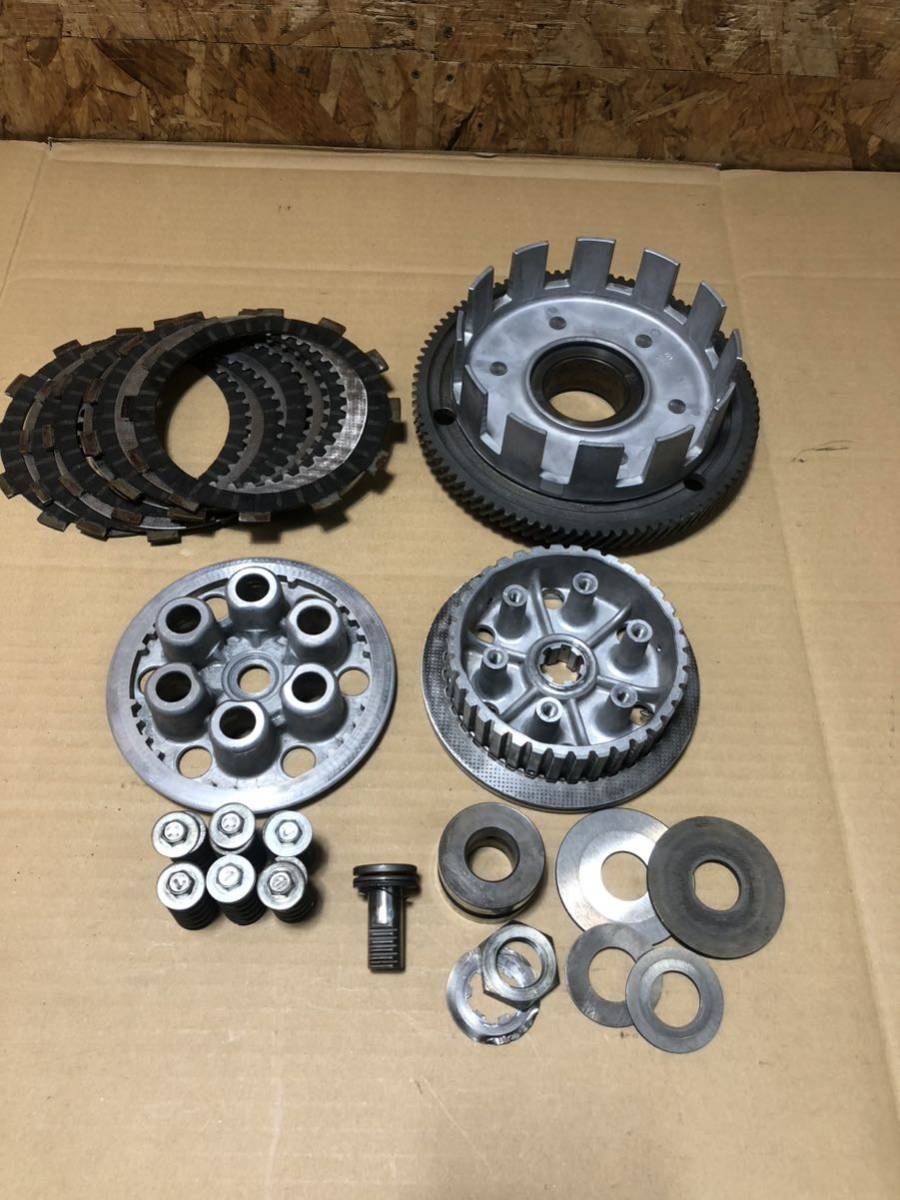 傷や汚れあり】C07# 41 GSX400F クラッチ ハウジング スズキ GS40XF