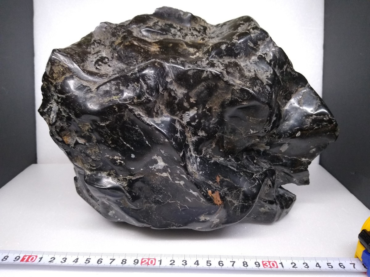 水石 黒曜石 惜し