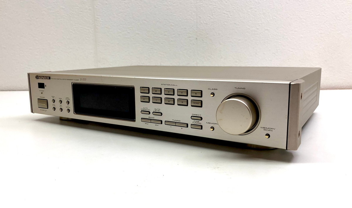 Pioneer F-777 FM AM デジタル チューナー ラジオ