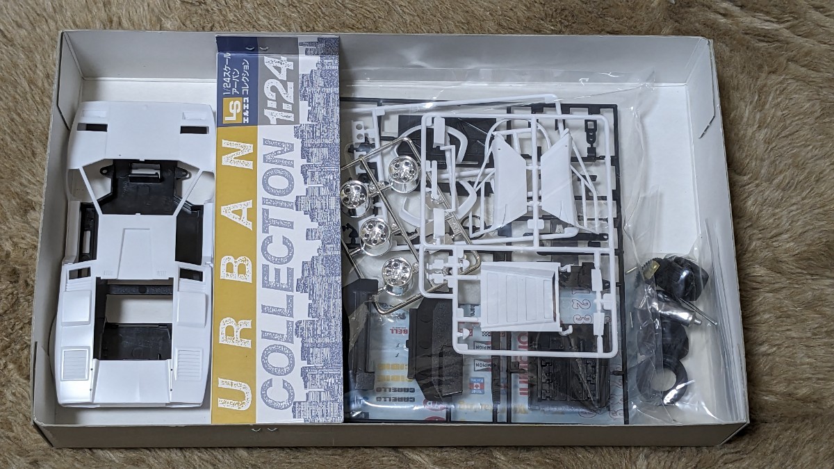 1/24 フジミ製★ カウンタック★未組立品‼️ 1/24 フジミポルシェカウンタックセット