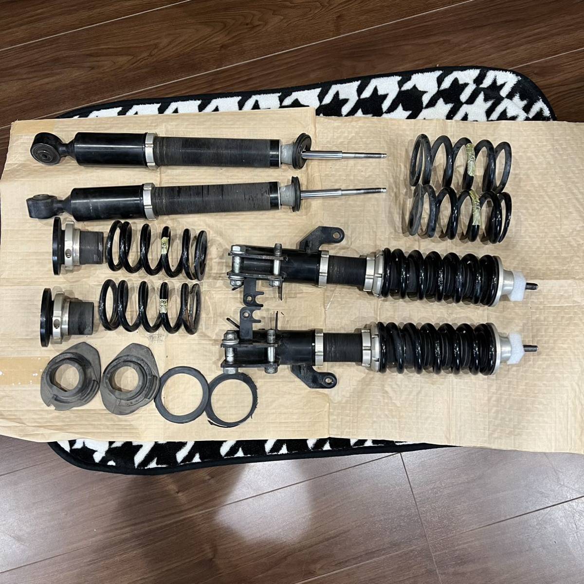 【傷や汚れあり】J'S RACING FIT GK5 ブラックシリーズダンパーキット RR ジェイズ レーシング GK3/4/5/6 車高調 ...