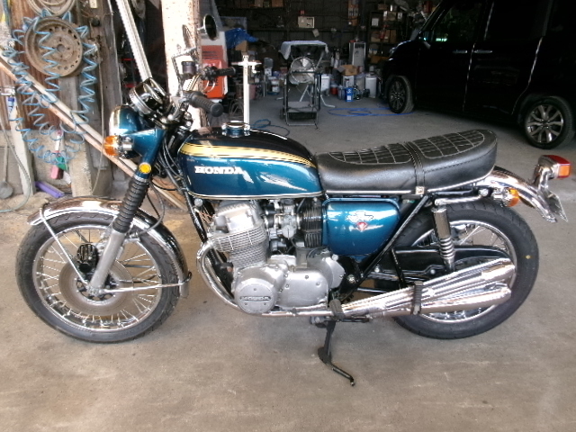 ドカジャン ホンダcb750four