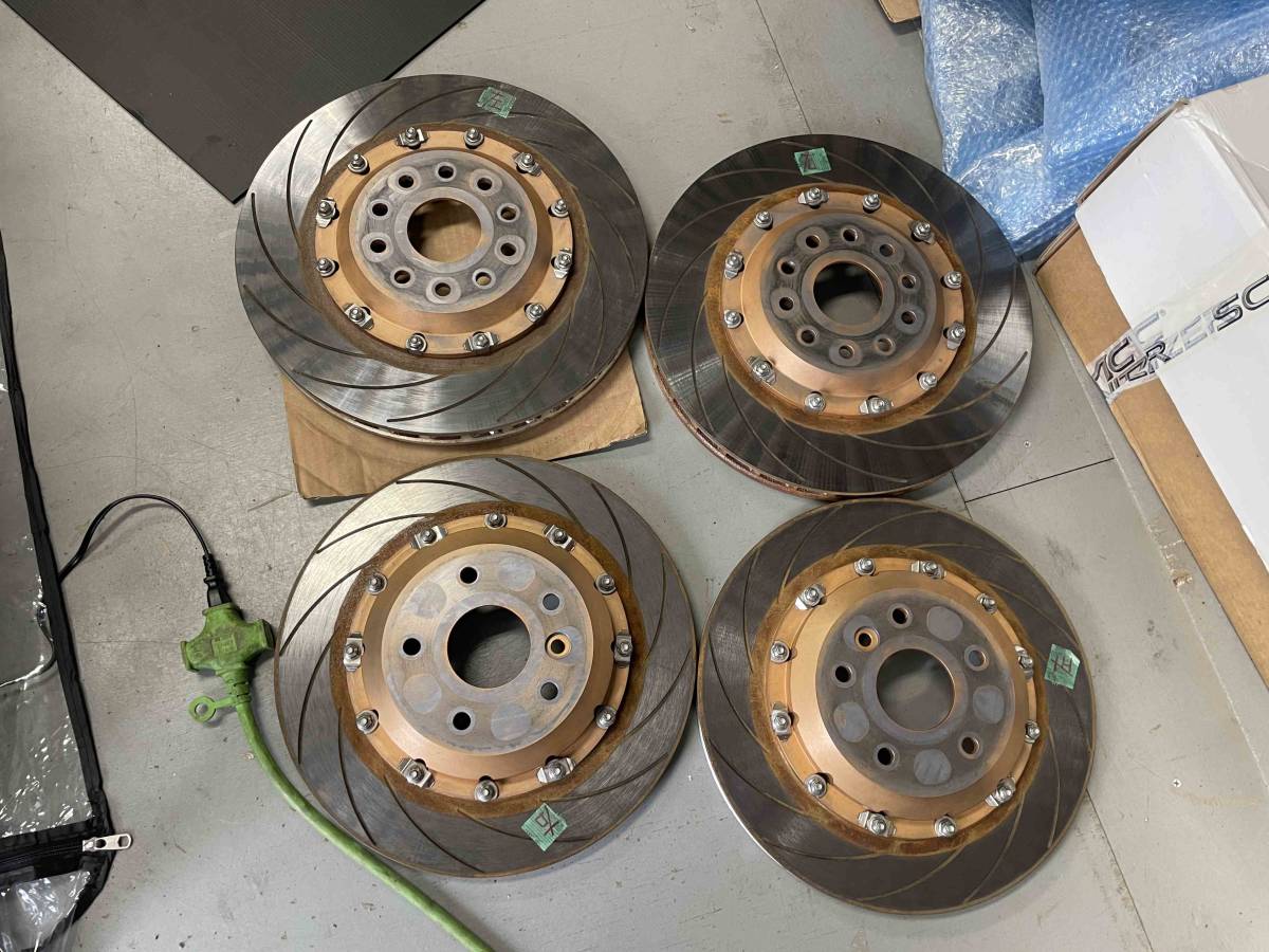 GRヤリスガーランド製 前後外品ディスク リヤビックローターキットです