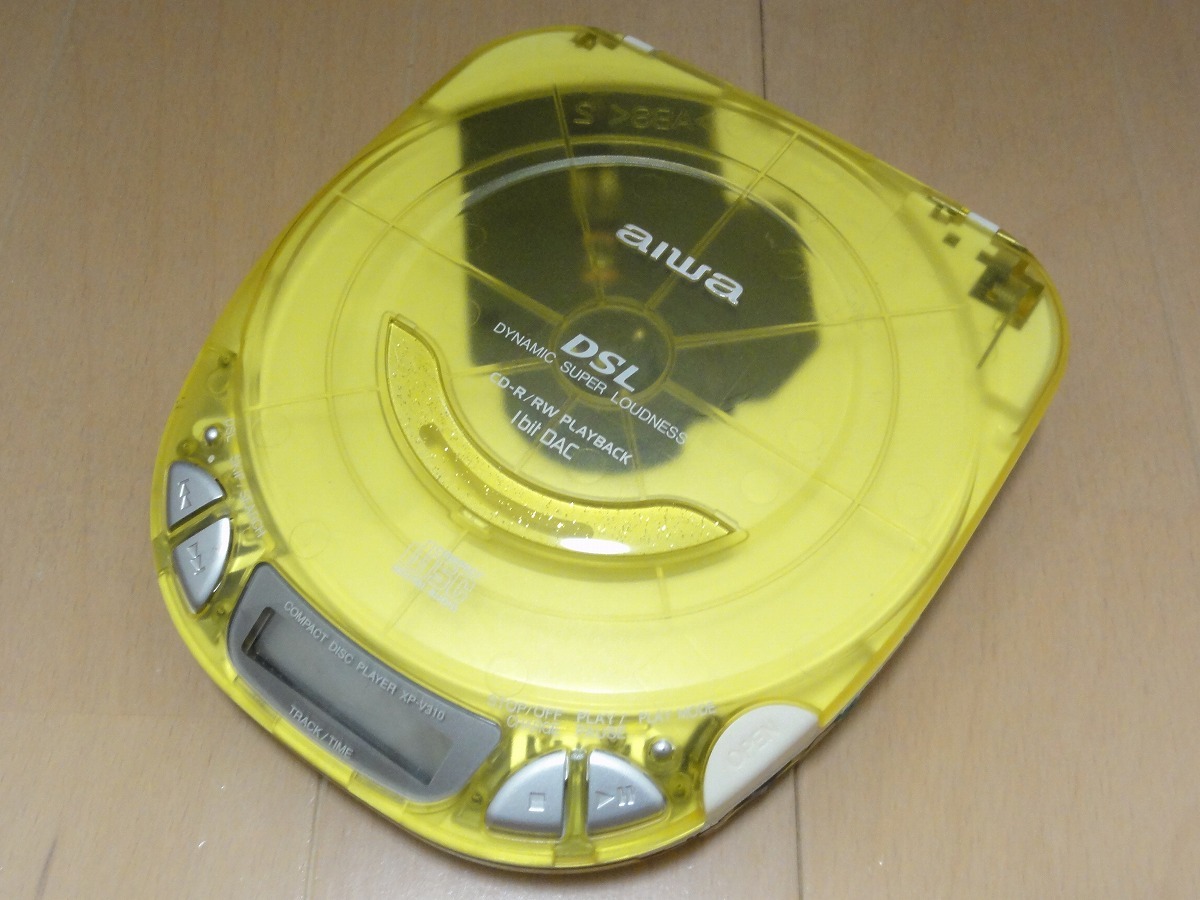 ⭐︎希少⭐︎ aiwa スケルトン 新品未開封 ポータブルCDプレーヤー 平成レトロ 平成を味わう」スケルトンボディのポータブルCDプレーヤー。5680円