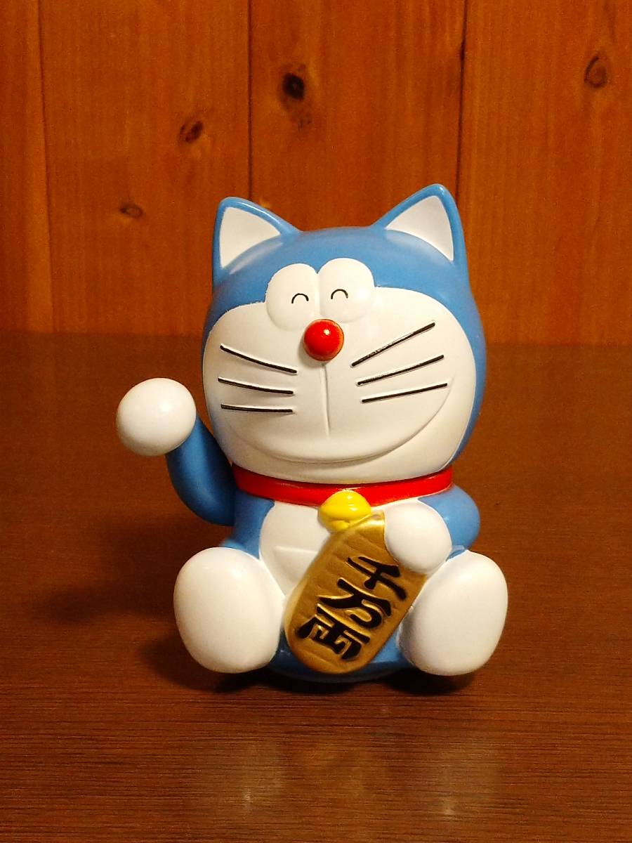 ぬいぐるみ ミュージアム ドラえもん 招き猫 ソーラー