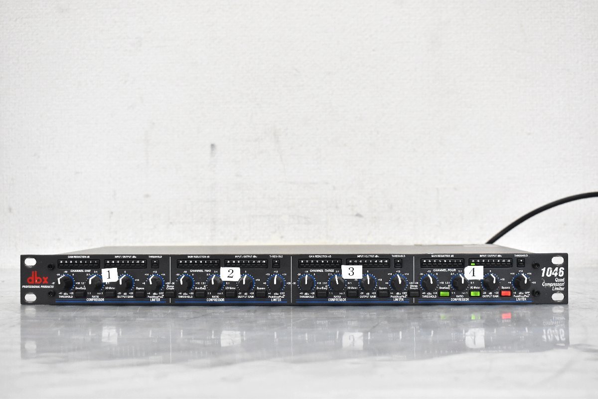 dbx ディービーエックス 1066 コンプレッサー リミッター PA機器 ⑥ 傷