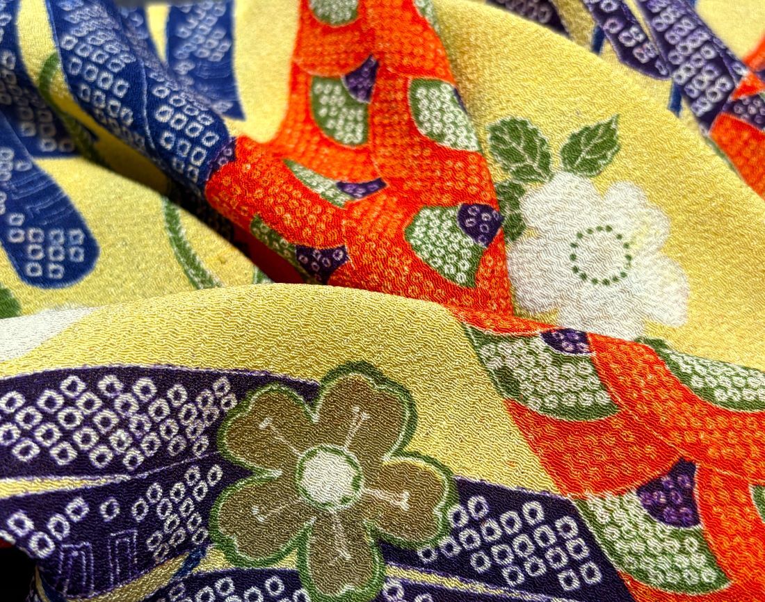 価格変更しました❄送料込み❗1点もの縮緬手作り❄狐の花魁おいらん