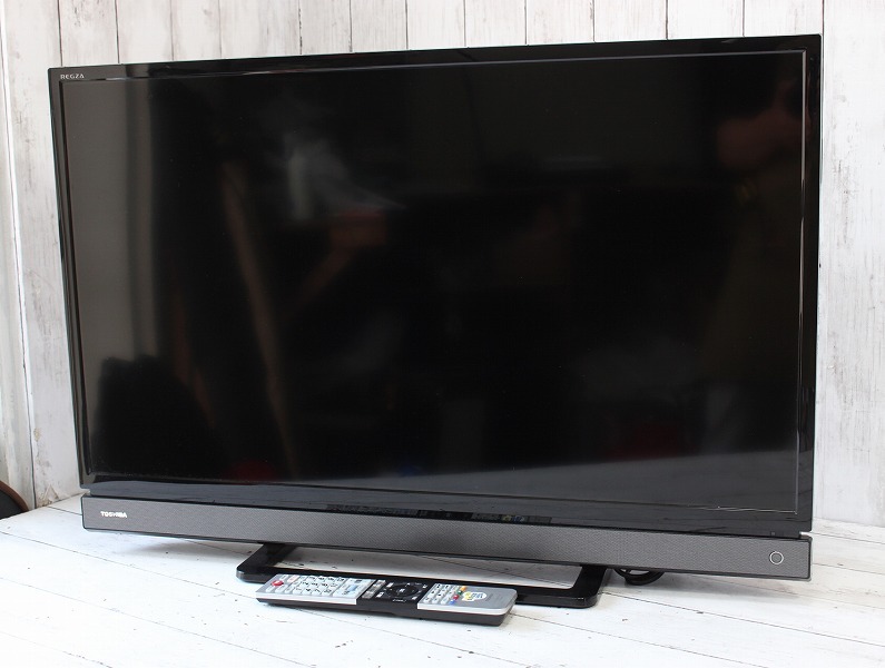 中古美品】TOSHIBA 東芝 32V31 32V型液晶テレビ 2018年製 直近30日