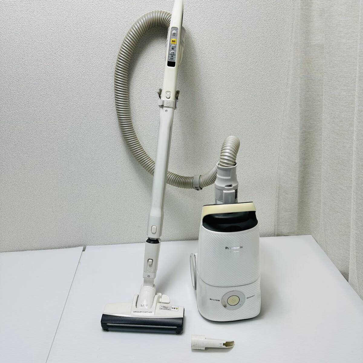 新品未開封品 パナソニック 紙パック式掃除機 MC-PBKN6A-H グレー 楽天市場】パナソニック 紙パック式 掃除機 MC−PBKN6A