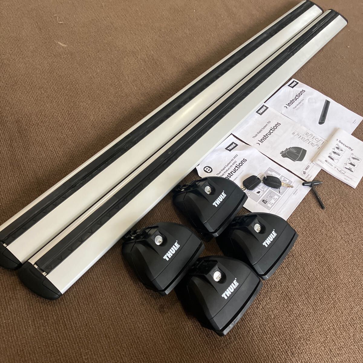 THULE KIT4052 Rapid System Fitting Kit スバル アウトバック THULE KIT4052 Rapid System Fitting Kit スバル アウトバック