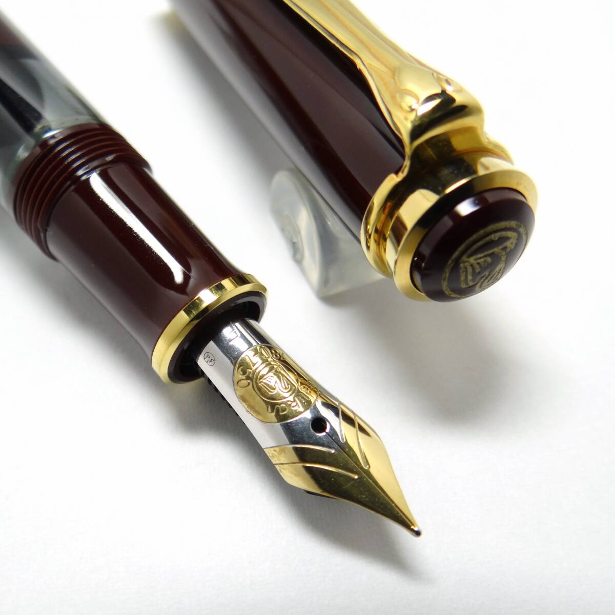 Pelikan ペリカン 万年筆 M800 赤縞 Fニブ PF刻印 【公式通販】