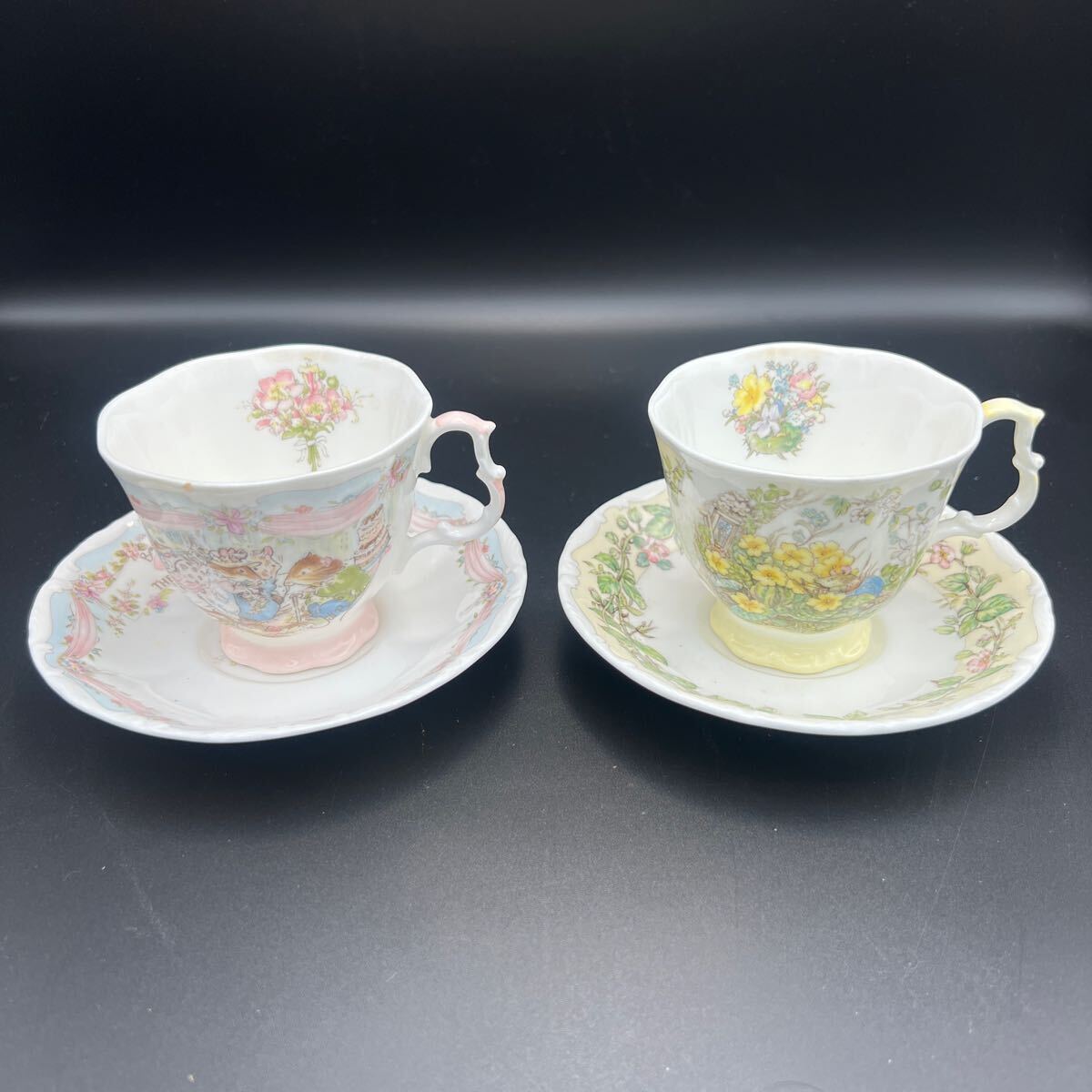 新品　ロイヤルドルトン ブランベリー ヘッジ 　カップソーサー4客 プレート２枚 ロイヤルドルトン ブランベリーヘッジ カップ＆ソーサー、絵皿