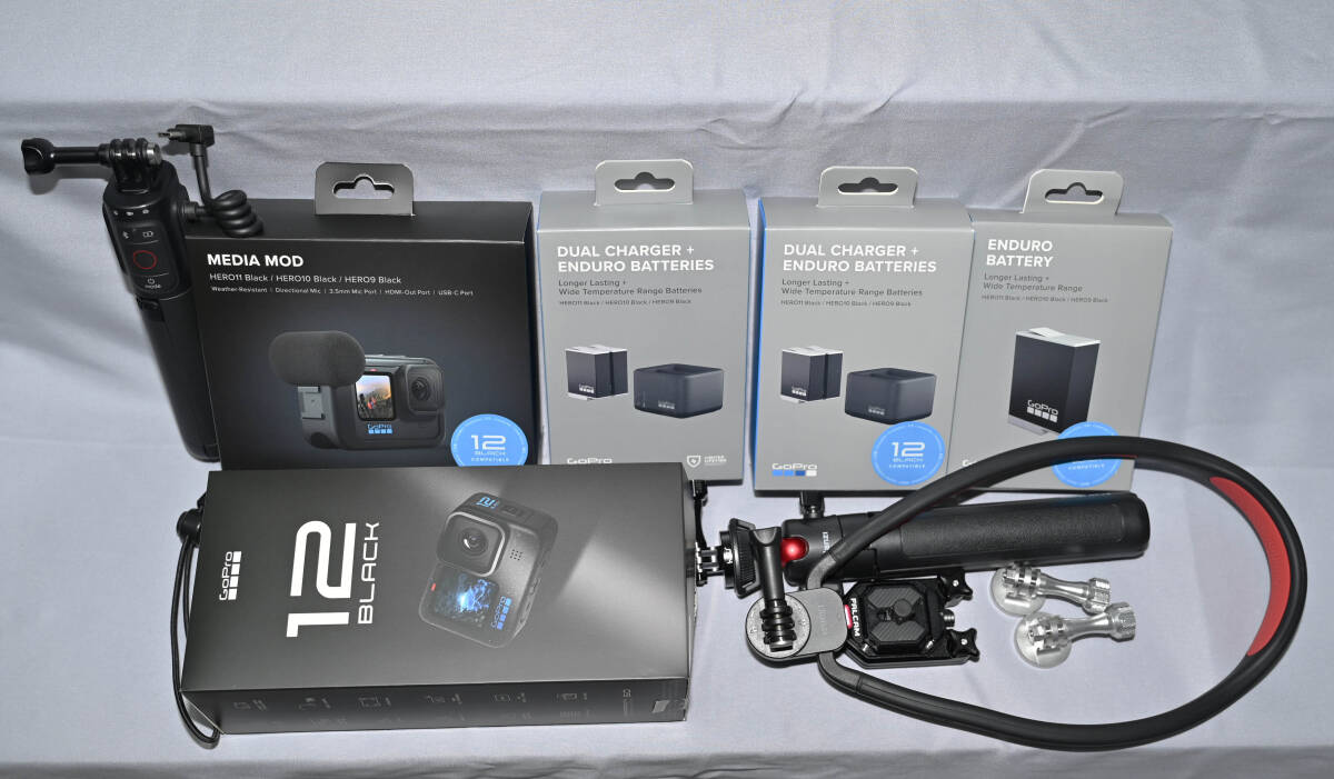 美品】GoPro HERO 11 Black アクセサリー付き 【公式通販】