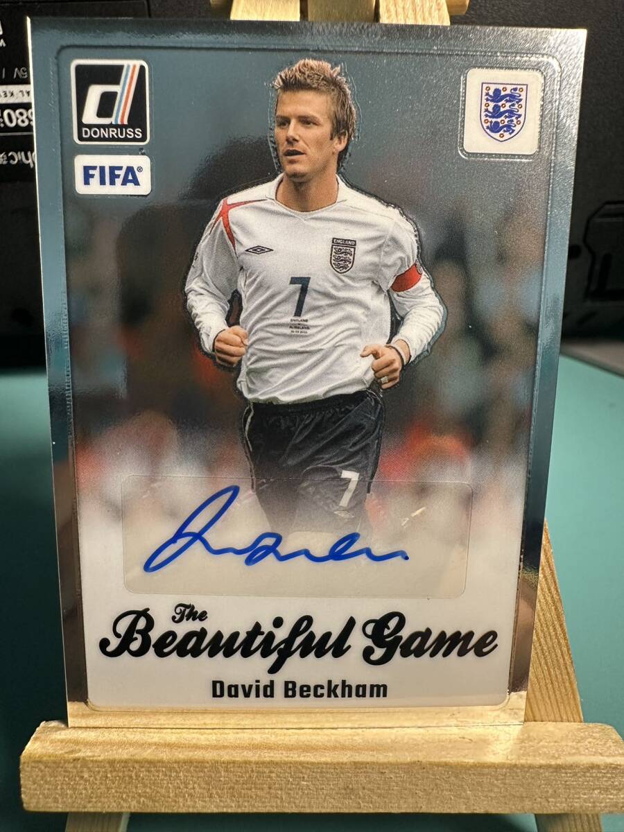 サッカー選手ベッカム等身大パネル？？