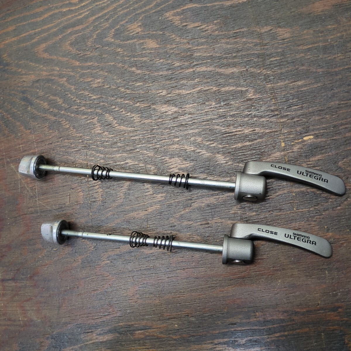 SHIMANO(シマノ) HB-7710 R 28H 120X164X10 中空軸 W HB-7710 SHIMANO